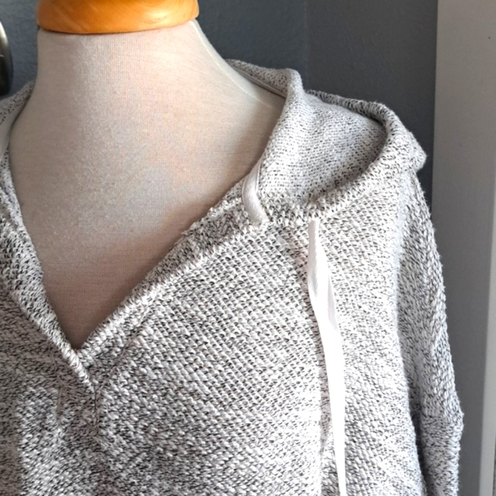 Metallic Knit Sweater With Hood Size L - Picture 2 of 5
